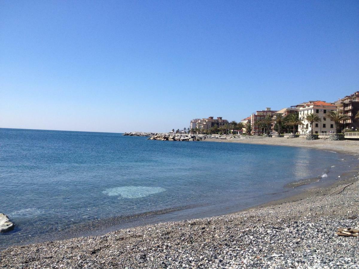 Apartamento Una Finestra Sul Mare Cogoleto Exterior foto