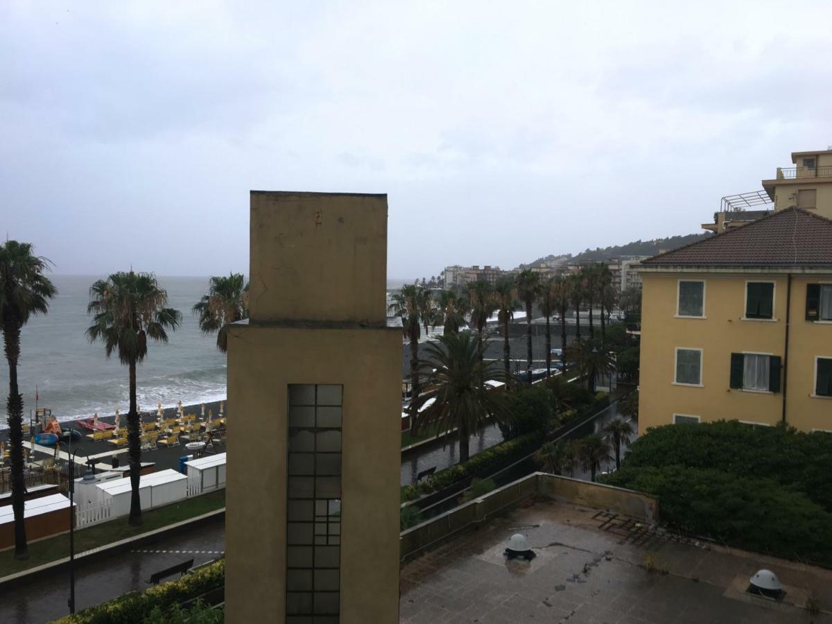 Apartamento Una Finestra Sul Mare Cogoleto Exterior foto